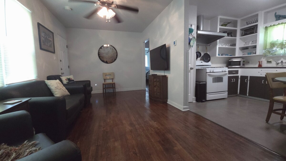 Penn Field Place, near St Edward's, COTA, SoCo