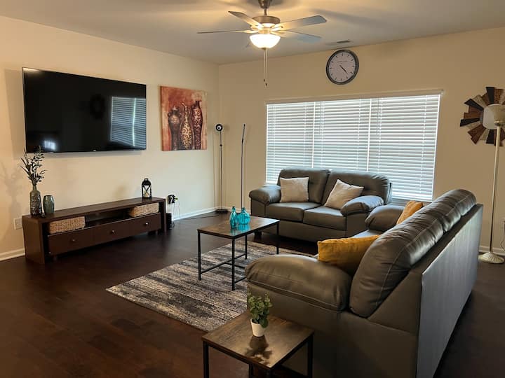 Mi Casa Su Casa - Kennesaw, GA