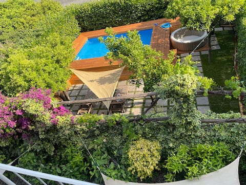 Pompei Duplex Deluxe Apartment