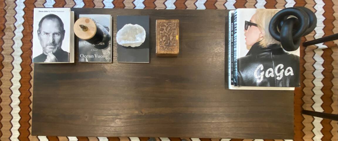 Modern, Charming, and Luxury Stay gallery image 5