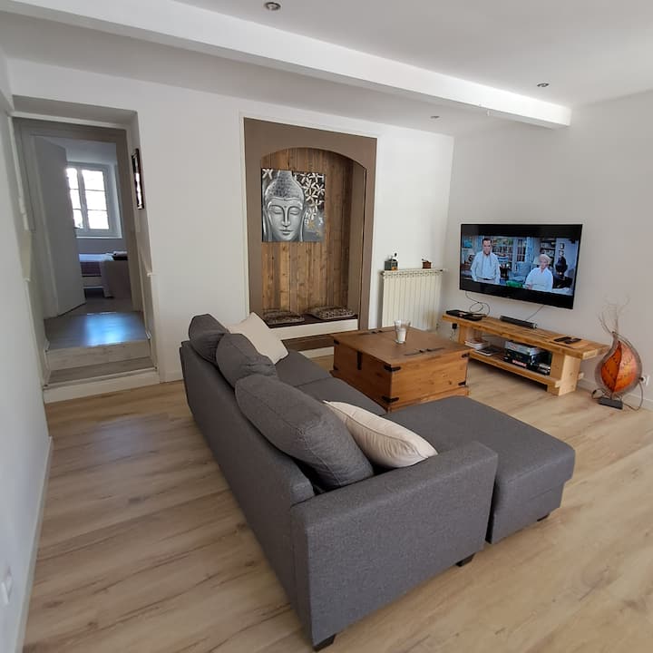 Le 36 Appartement Entier 65m² - ibis Budget Millau Viaduc