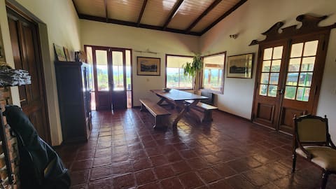 Propiedad de Airbnb exitosa: "Alta Gracia Chica" country house en Villa Ciudad Parque Los Reartes