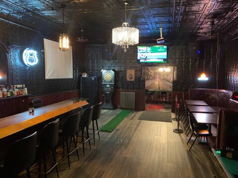 Speakeasy Lounge Sleeps 14 Silver Street By Trail