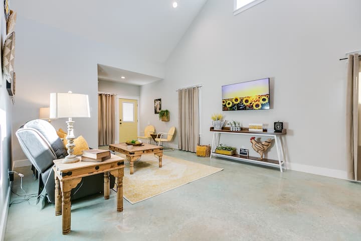 Sunrise Farm -2br/2 Ba - San Angelo, TX