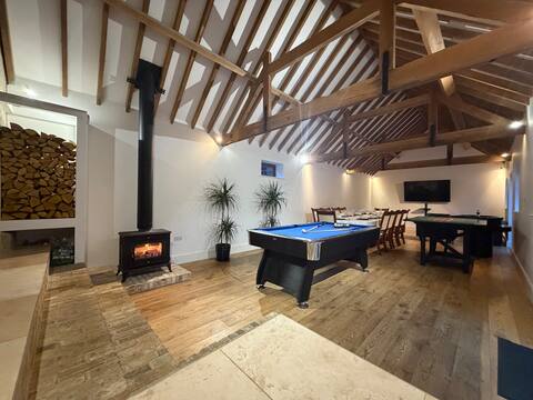 character barn, log burner pool table casino games