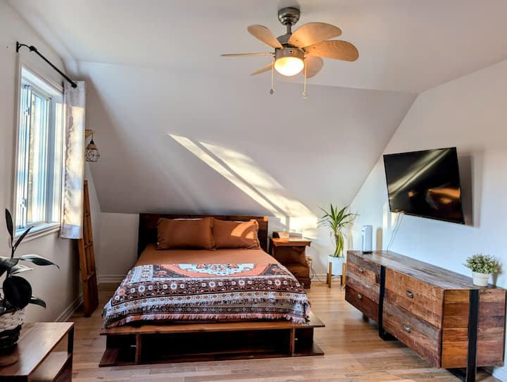 2nd floor bedroom with smart TV