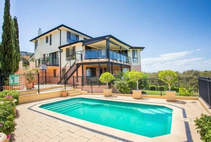 Holiday Home Tallwoods Village