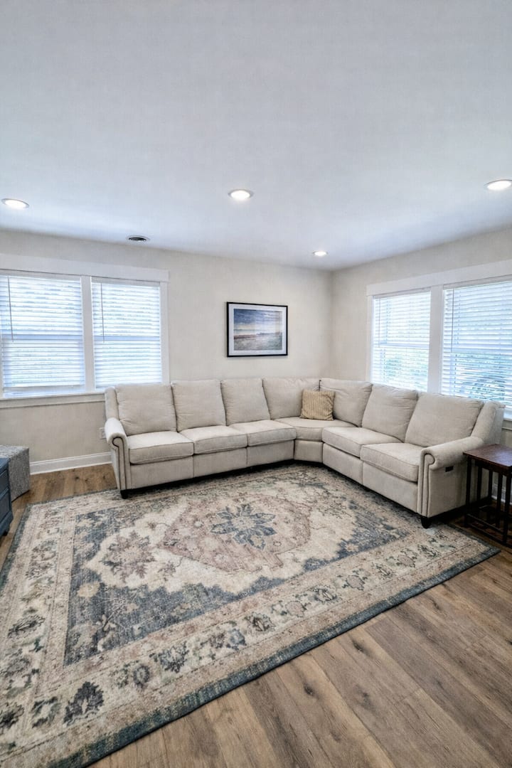3 Bd (Q/q/q) Fire Pit & Close To Everything In Ilm - Wrightsville Beach, NC