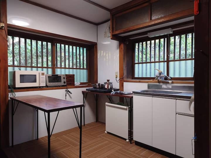 広い庭の日本家屋に住まう - Ōme