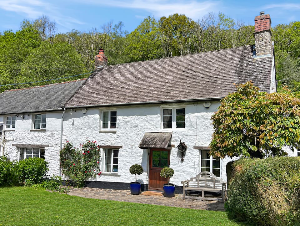 Bratton Mill Cottage Bratton Fleming — photo 1