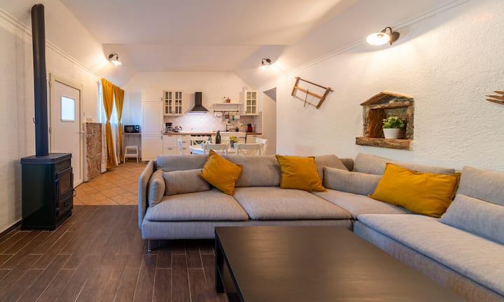 New! Holiday Home Maša With Heated Pool - Knin