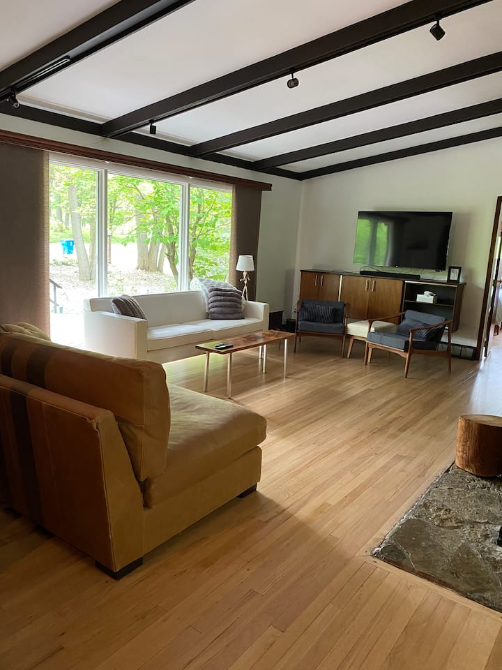 Tennis House - Chagrin Falls, OH