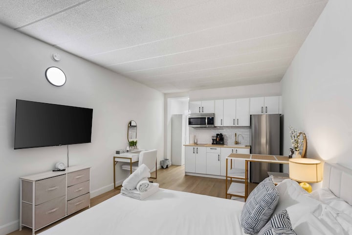Charming Apt In A Prime Location - Niagara Falls