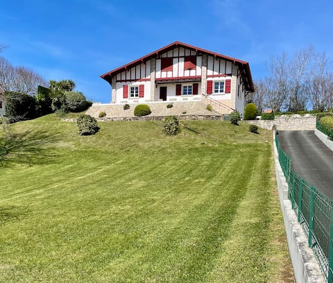 Large Basque house with mountain views
