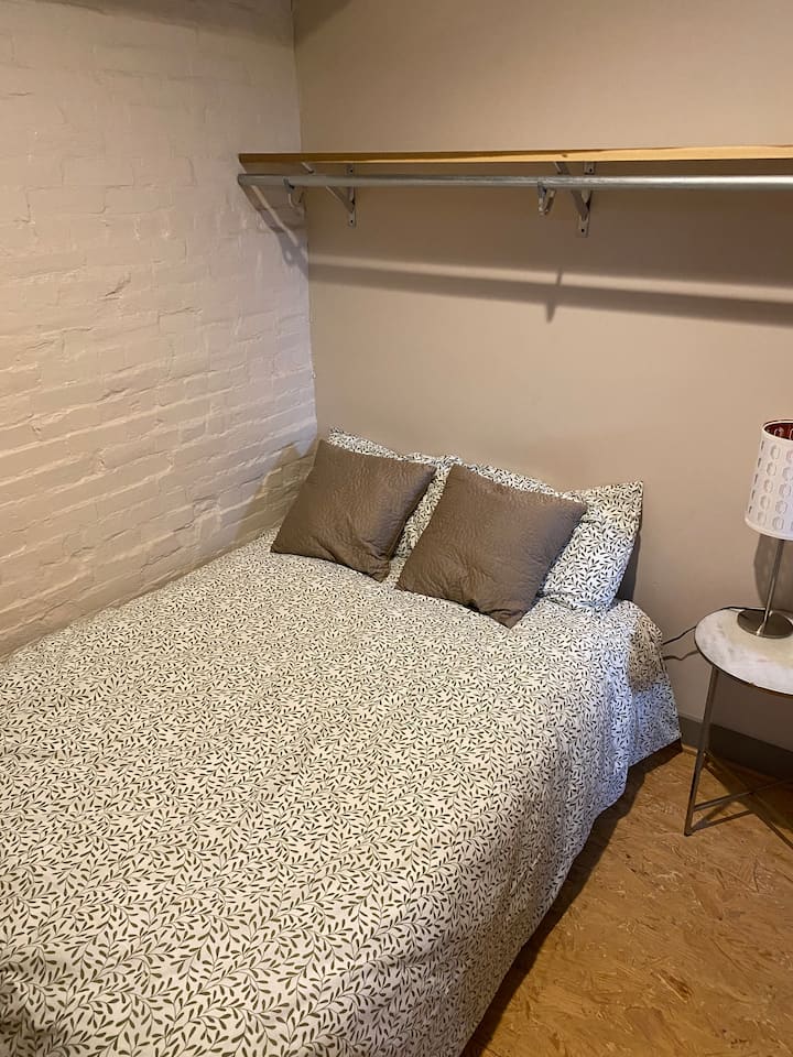 საძინებელი 2