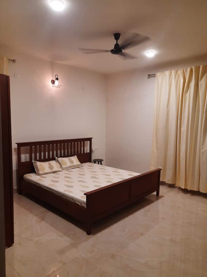 Dormitorio 1 cama tamaño king