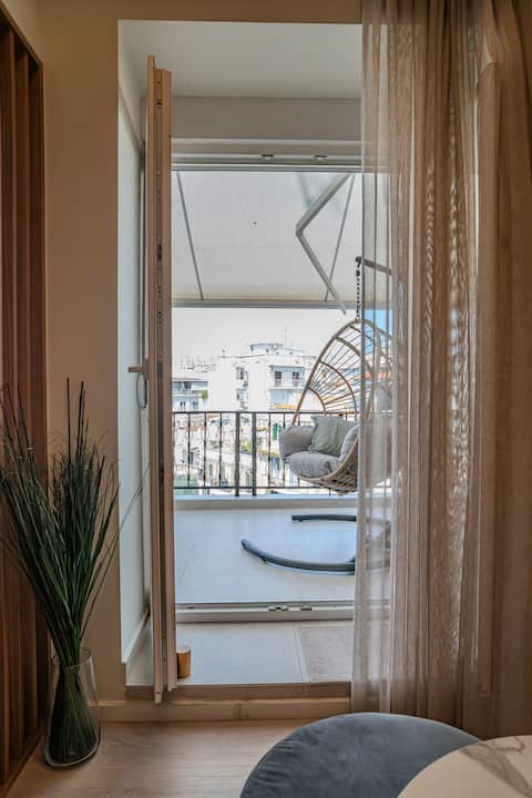 Top performing Airbnb: Boutique Apartment City Center of Thessaloniki in Περιφέρεια Κεντρικής Μακεδονίας