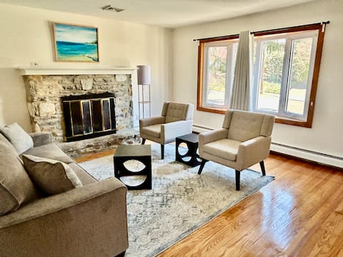 Modern 3BR/2BA. Comfort. Convenience