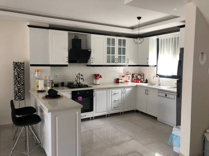 Oe & 88
       Villa 
ÖZlem Esma

Tatilinzarifhali - Dikili
