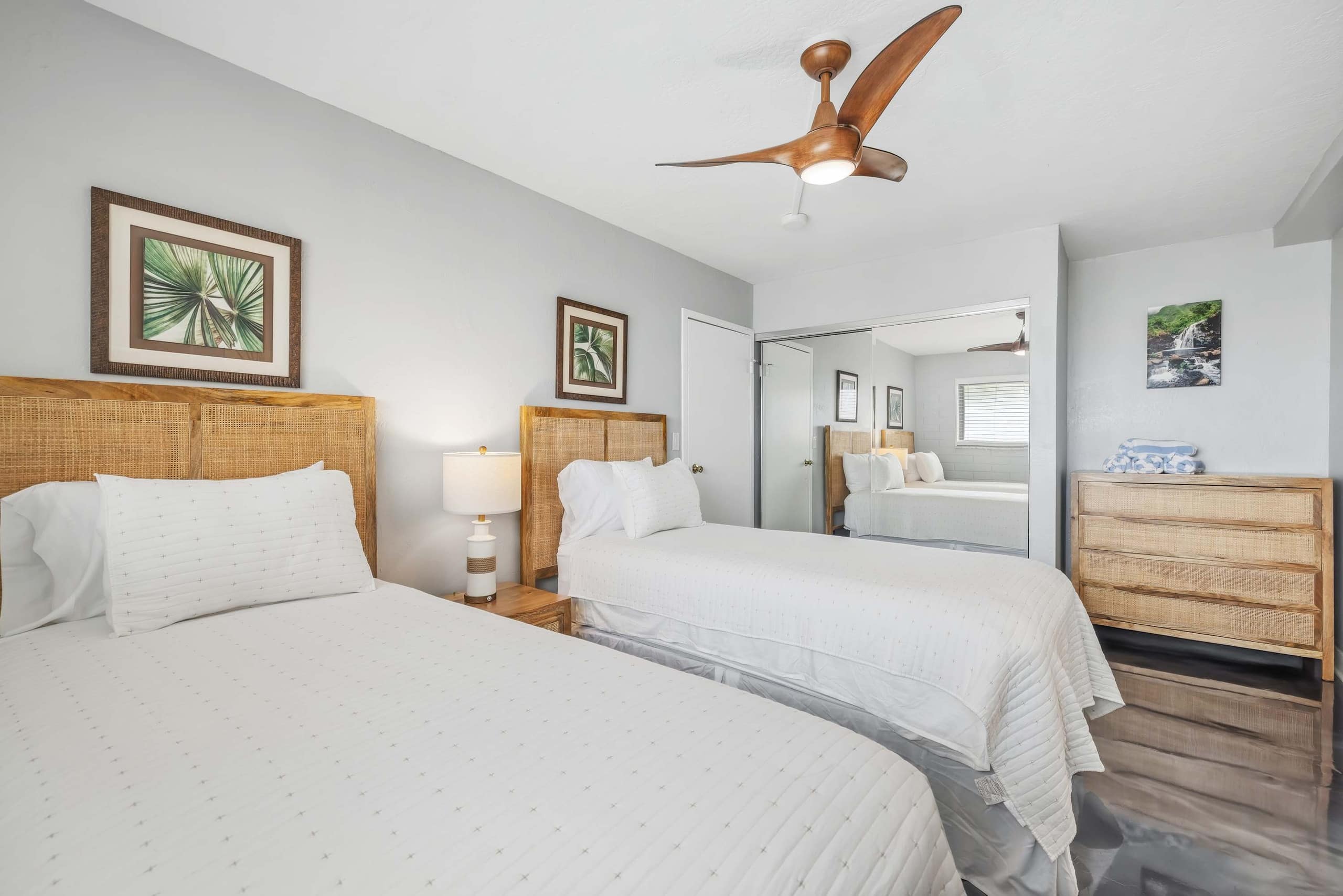 Kuhio Shores 215 Oceanfront, AC - Photo 21