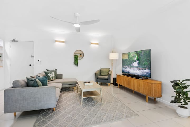 Tropical Bliss Cairns I 9 Pools, Bbq & Gym - Cairns