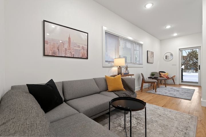 Modern Oasis Spacious & Stylish Apt In Jersey City - Statue of Liberty New York