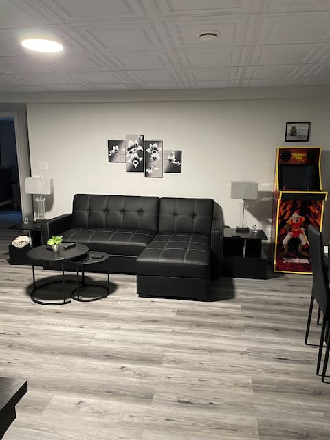 Top Airbnb: A Suite Retreat in Fort Erie