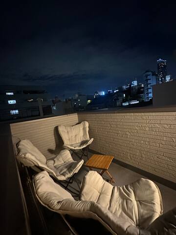 jasmine小屋，一栋整套90平。超级便利的位置，全新的建筑，设备最齐全，限时免费取消 gallery image 4