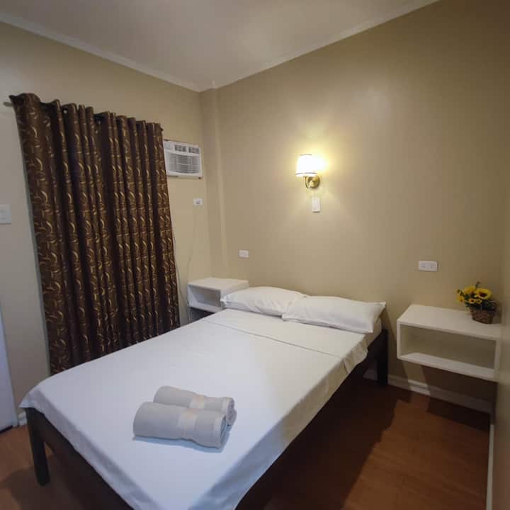 White Petals Guest Rooms B - Mati