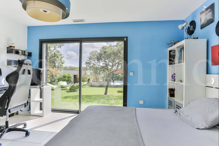 Schlafzimmer 2