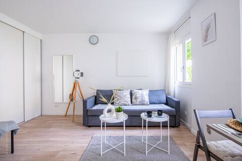 Beautiful garden studio