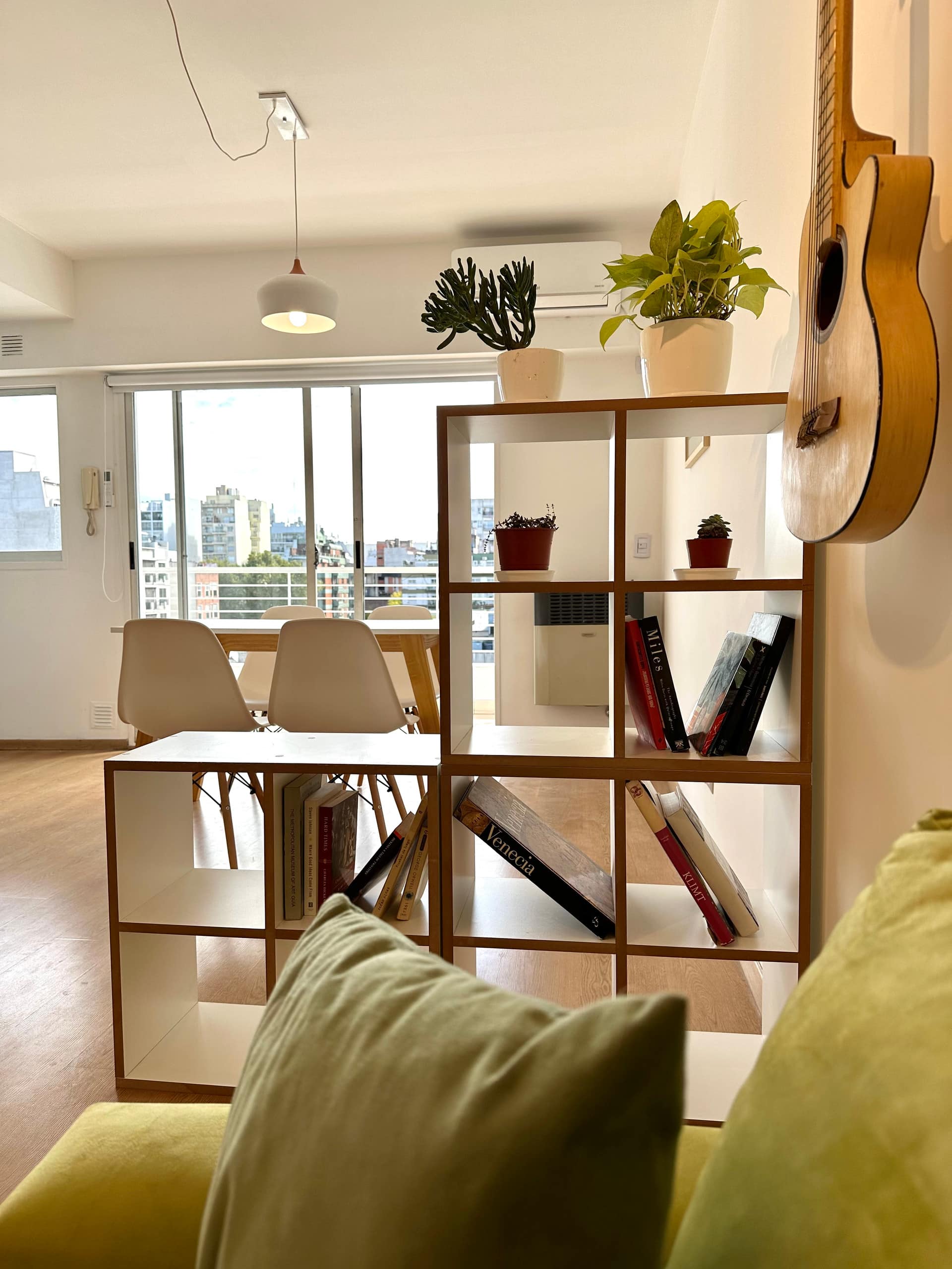 Bright one-bedroom apartment in Flores