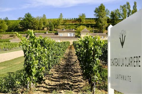 Château La Clarière, in the heart of the vineyard