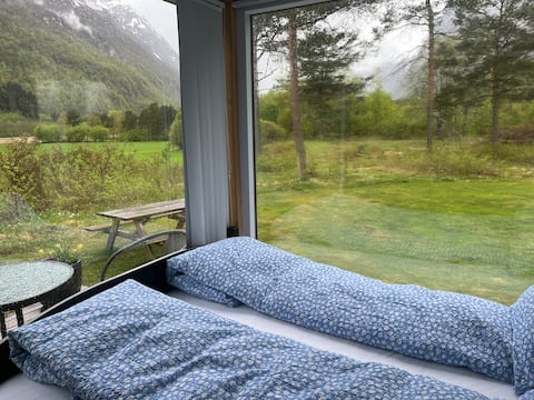 Modular cabin for 2 with private bathroom and AC