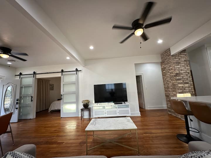 Walking Distance To Midtown, Oklahoma City - Oklahoma City, OK