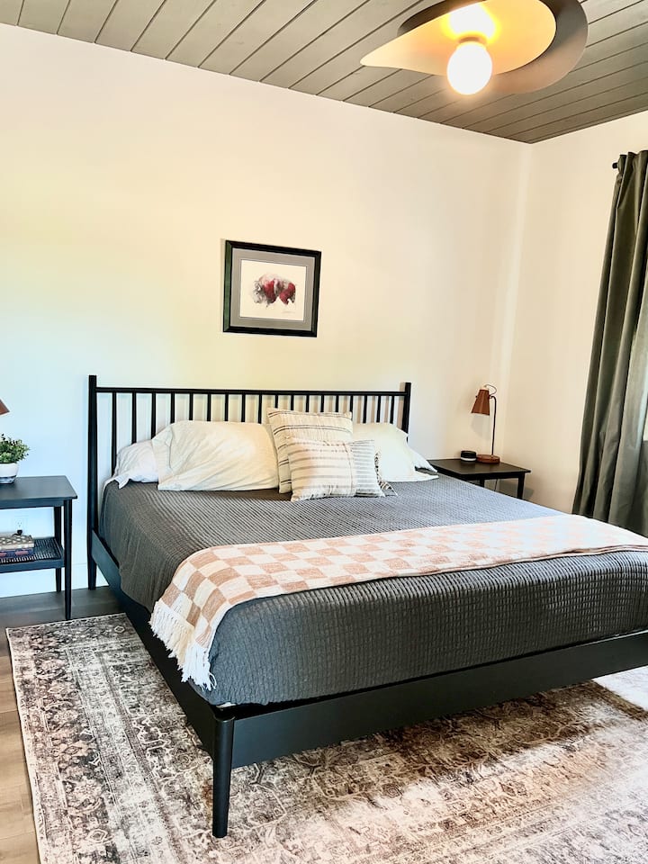 საძინებელი 1