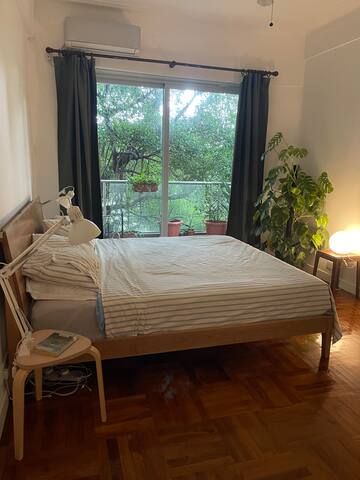 Central family flat close to parks gallery image 3