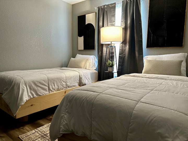 غرفة النوم 2