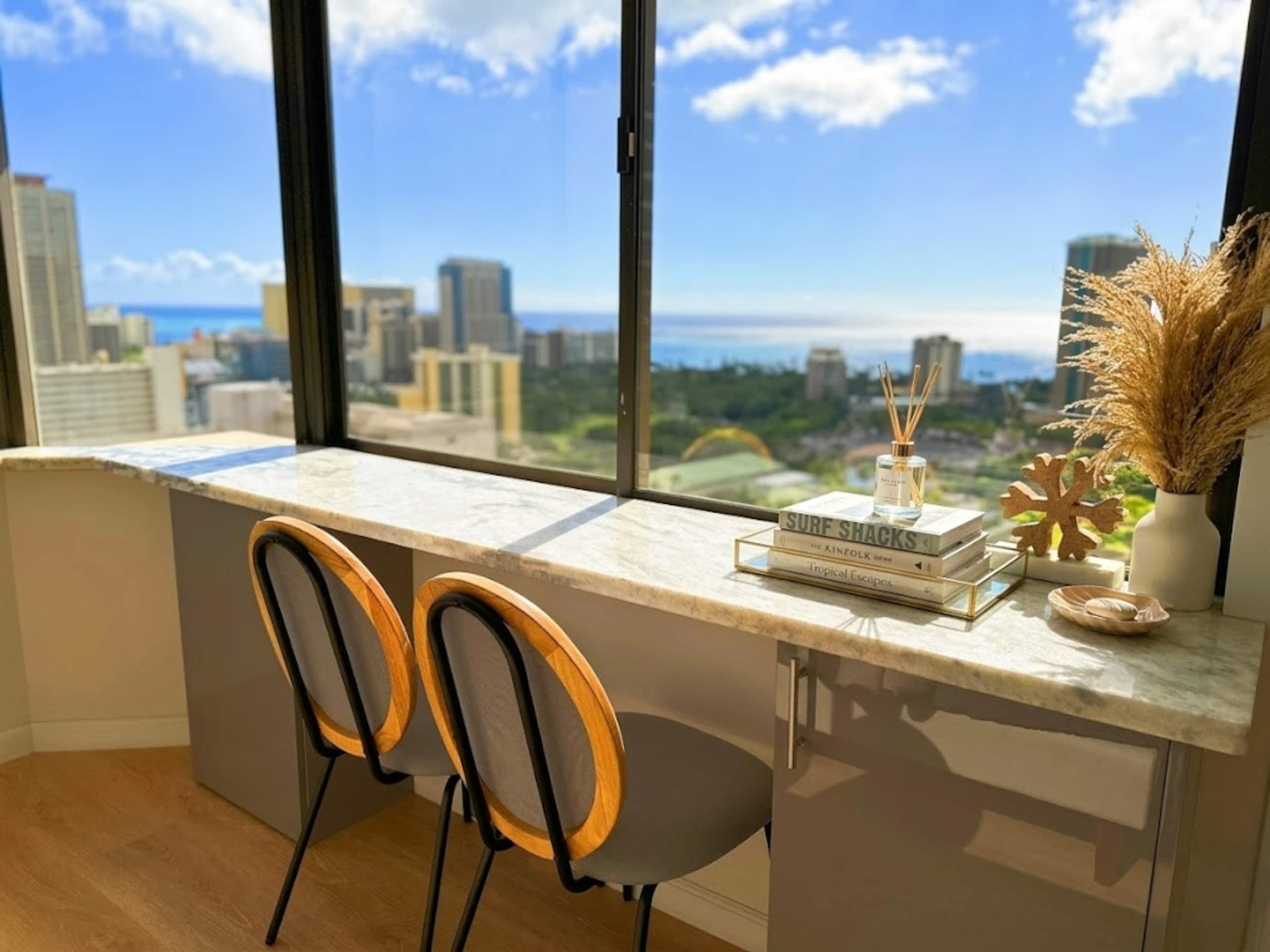 Rare Corner Stunning Ocean View 30F -2 Units A + B - Image 2