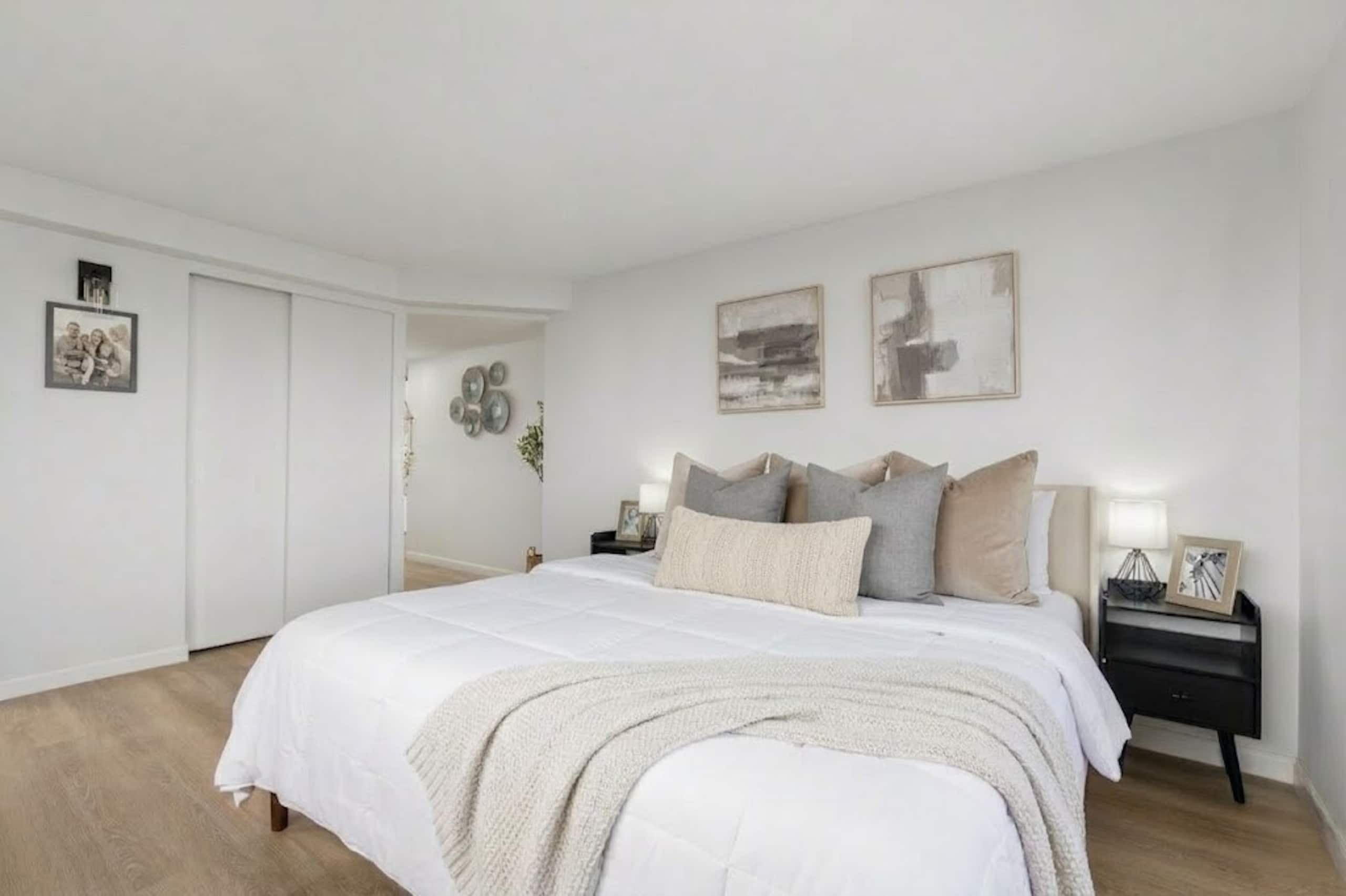 Rare Corner Stunning Ocean View 30F -2 Units A + B - Image 10