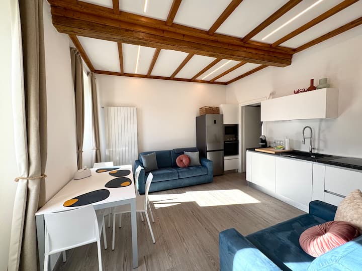 Belvedere237 «B» Luxury Lakeview Apt, 1st Line - Langensee