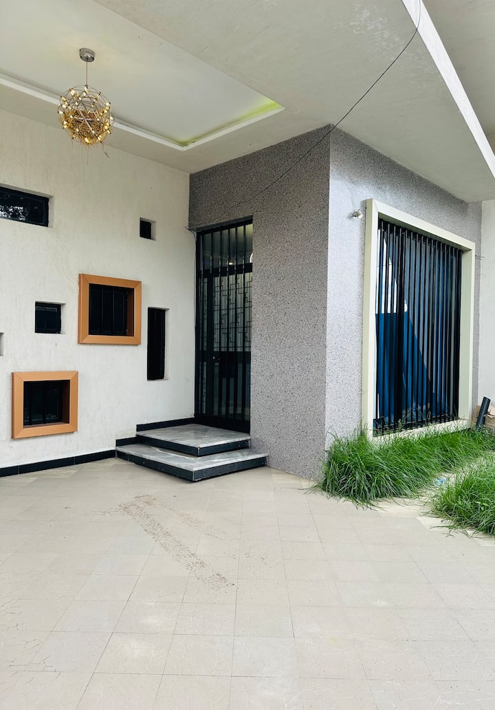 4 Bed Rooms Comfortable Villa - Addis Ababa