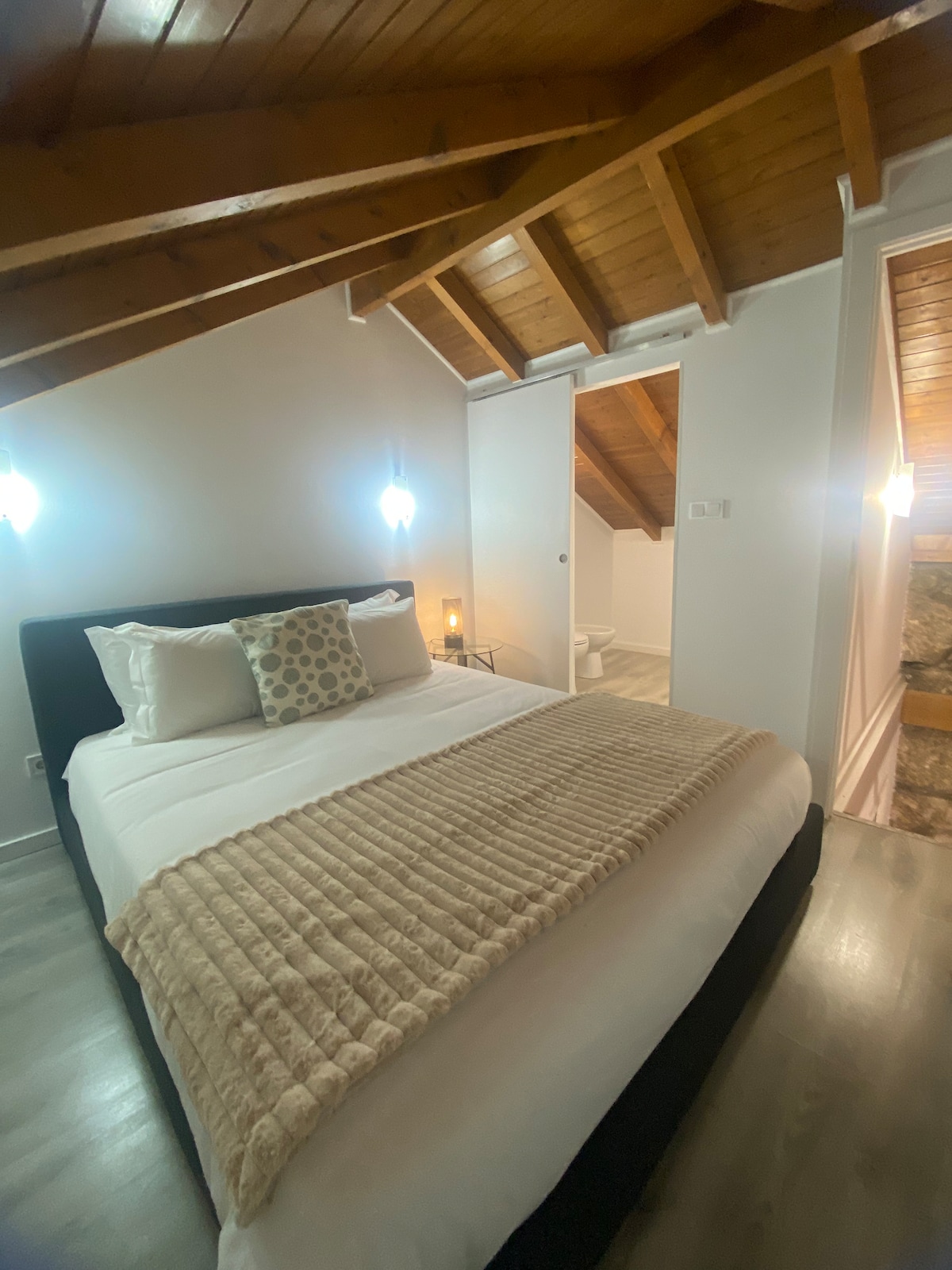 საძინებელი 4