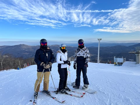 Sugar Mountain Chalet • Hot Tub & Fire Pit