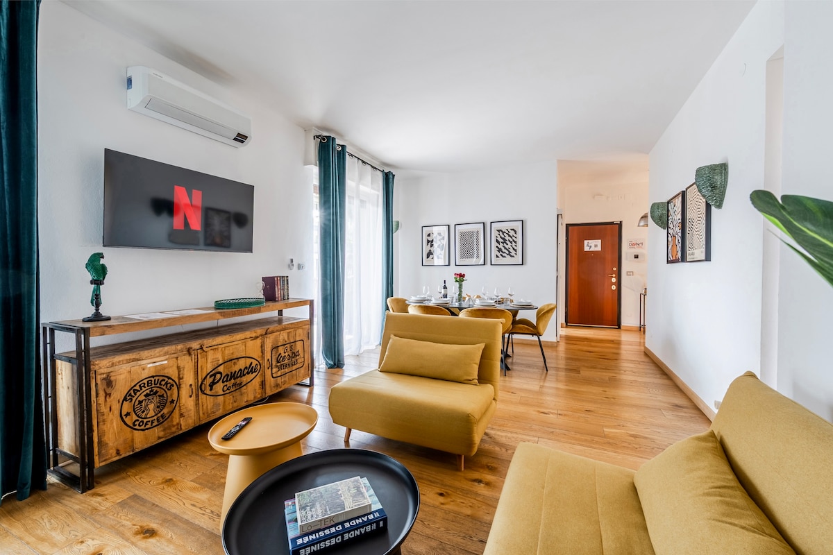 Proprietà Airbnb di successo: [Navigli] Luxury Attic - Terrace and Skyline View a Milano