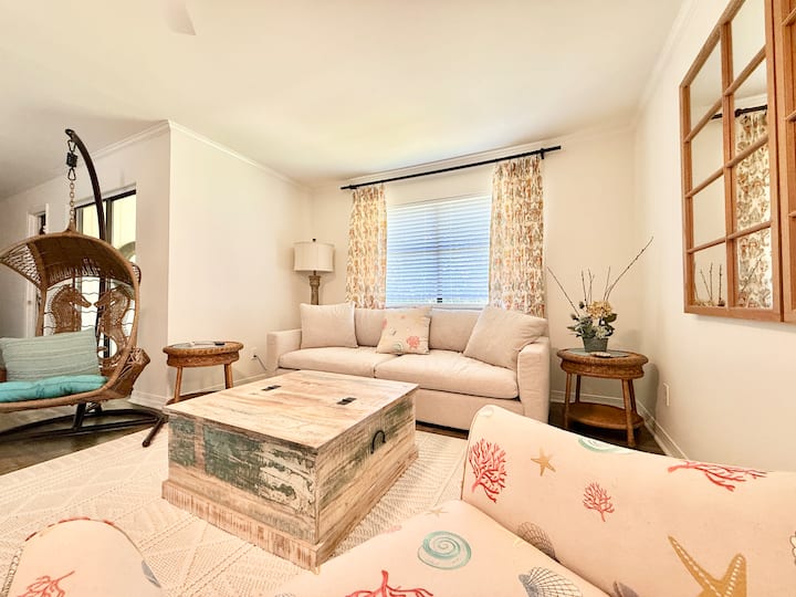 Executive Bay Condo - Daphne, AL