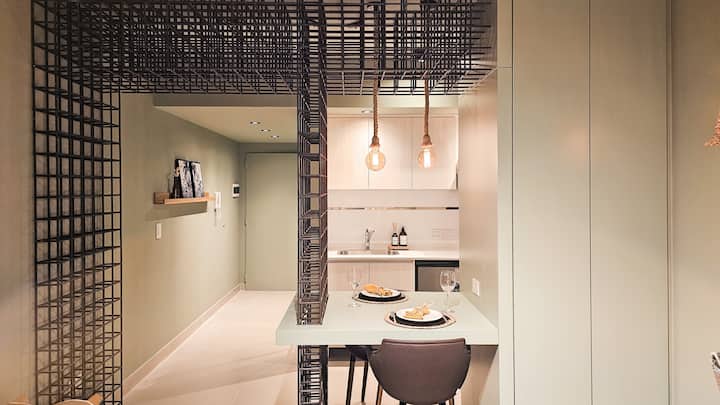 One-bedroom apartment in Monserrat