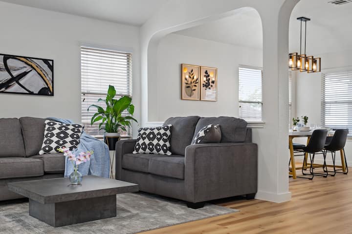 Airbnb converse tx deals
