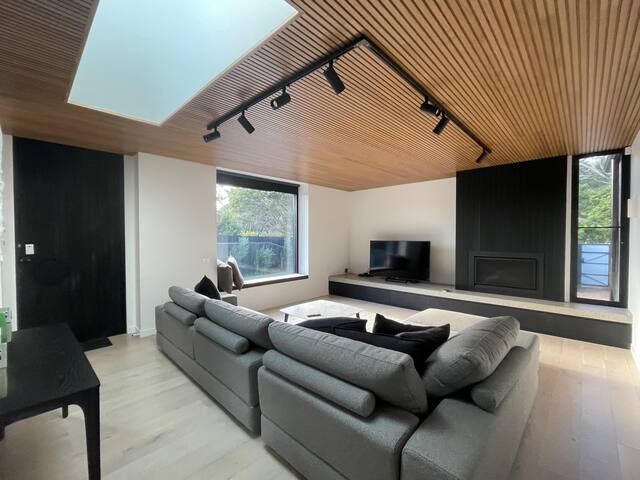 St Johns Wood village luxury gallery image 4