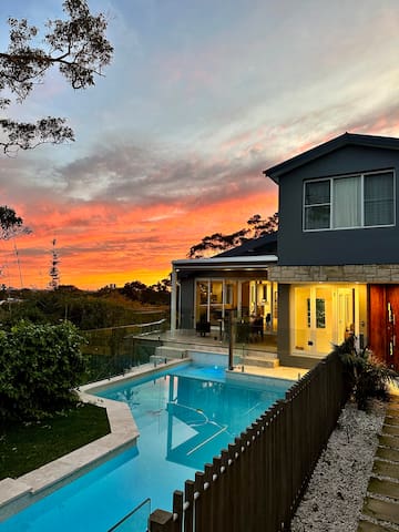 Family oasis, city skyline views and mineral pool